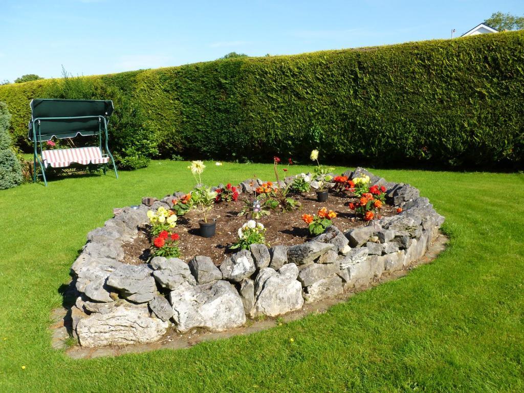 Riverwalk House B&B Oughterard Bagian luar foto